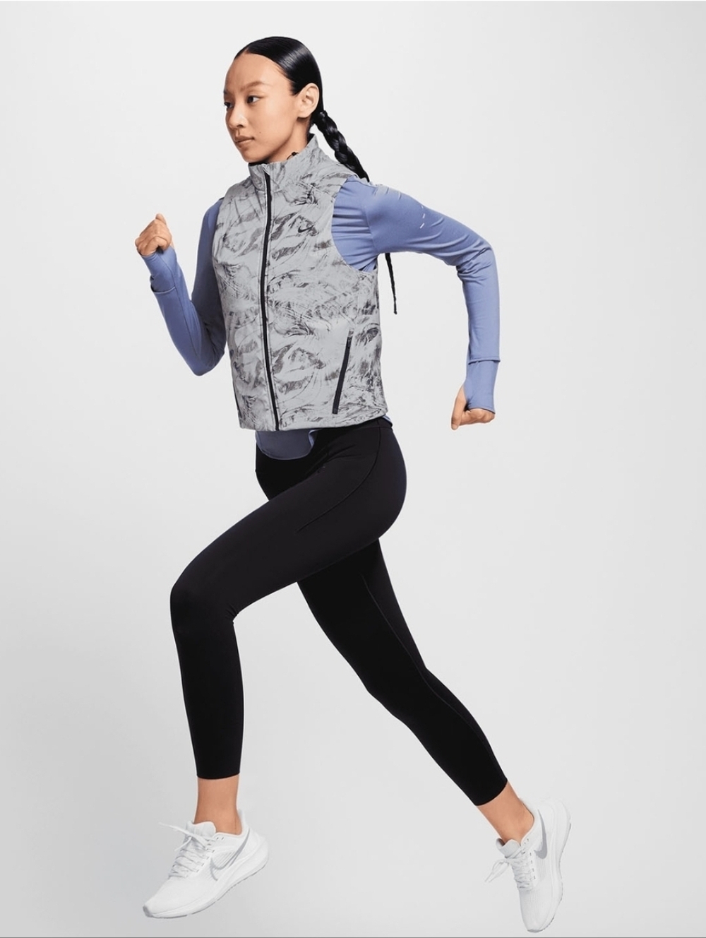 NWT Nike Swift Therma-FIT ADV Running Vest Women Marble Gray $160 - Picture 2 of 16